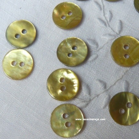 Botón de nácar circular amarillo/oro 11 mm - 6/u